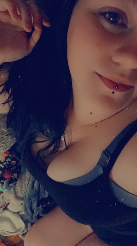 niabugs sexy actress pictures