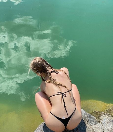 Alena Barhalenko beautiful actress archive