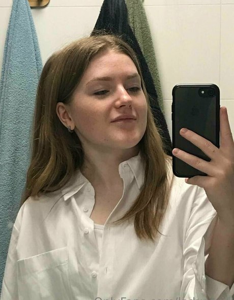 ladyaprill star hd photo