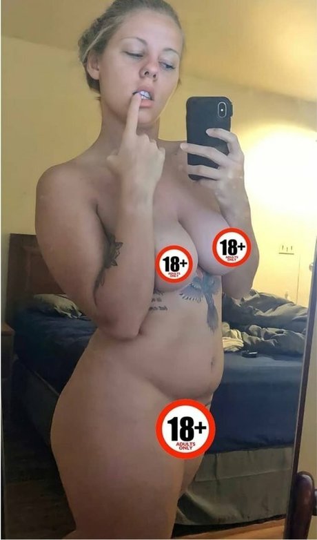 Belle The PAWG nude pornstar images