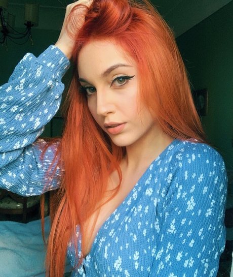 Mona Schon beautiful pornstar gallery