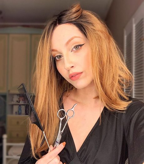 Mona Schon sex star picture