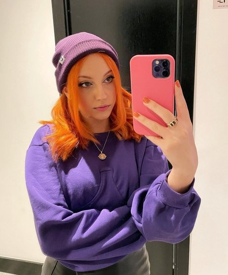 Mona Schon hd star gallery