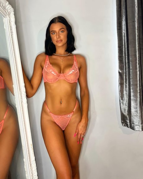 Louiseereid nudes pornstar galleries