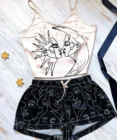 Freckledhobo naked model gallery