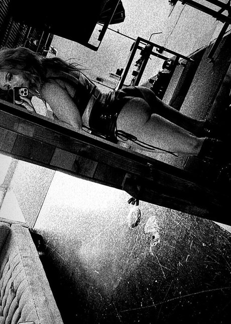 GiGi Dolan model erotic pic