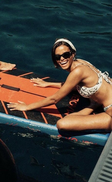 Ella Balinska top actress pictures