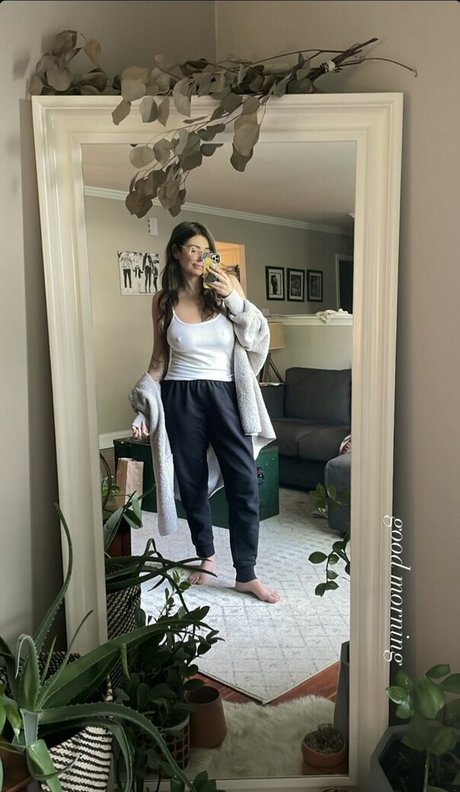 dailyvitaminb pornstar hot pic