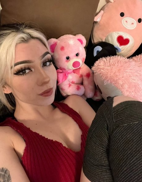 Gianna Hades xxx model pictures