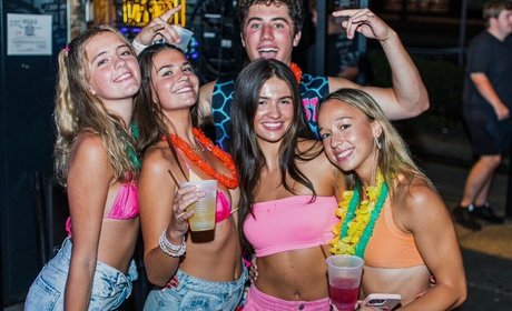 Katie Gilmore model hot pics