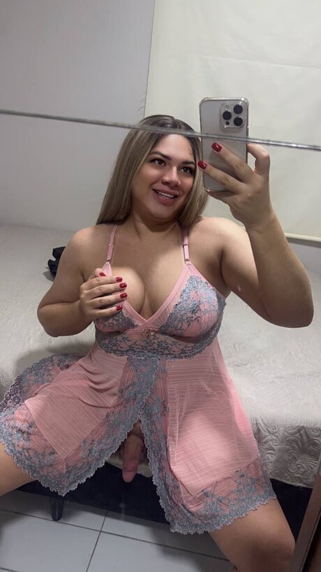 Emilygpuk pornstar hd image