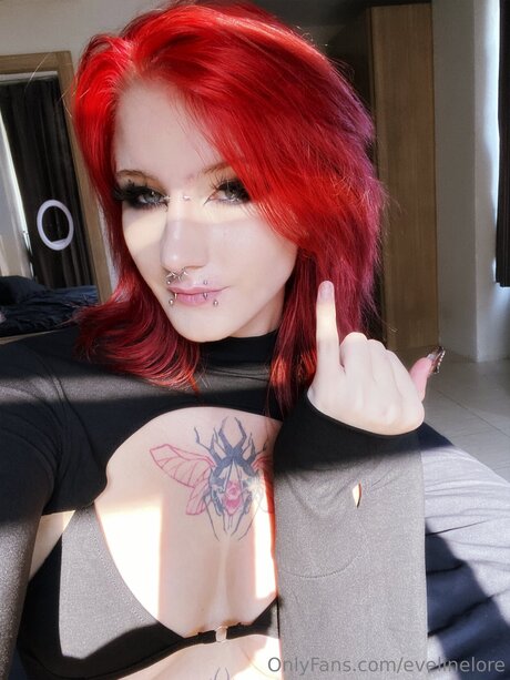 Evelinelore pornstar xxx pic