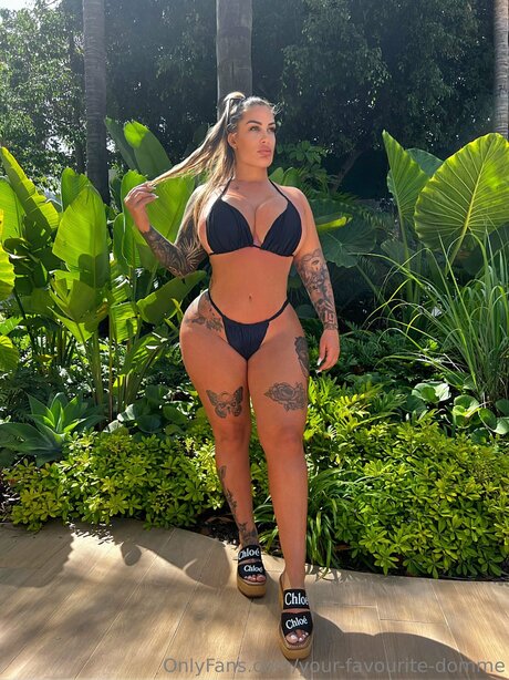 Crueldomme star exclusive images