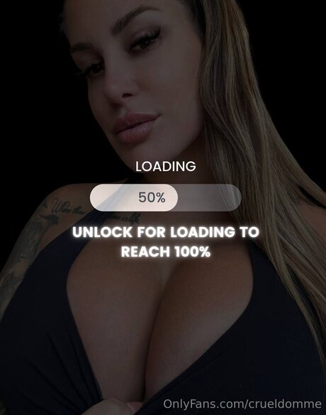 Crueldomme erotic pornstar pics