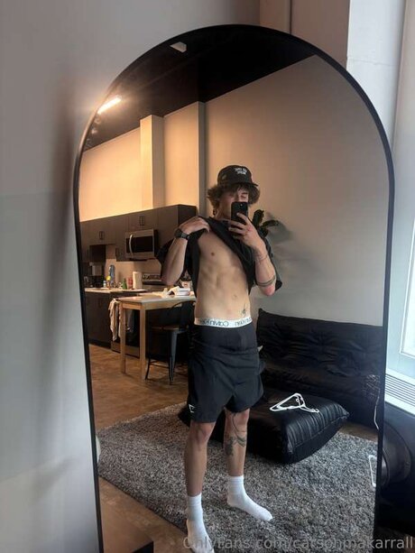 Carsonmakarrall sex star img