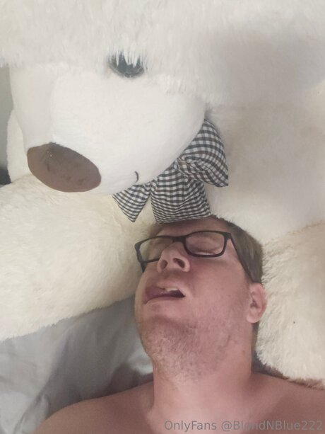 Blondnblue222 pornstar pretty pics