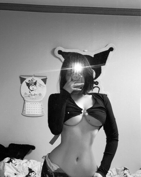 Garumrum_ pornstar adult pics