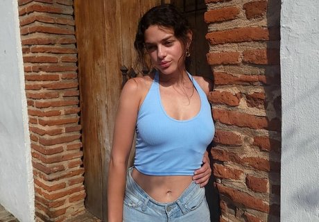 Odeya Rush star porn galleries