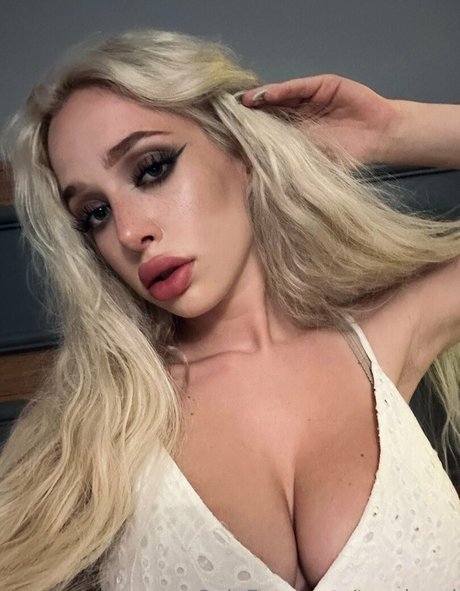 teach ori star naked images