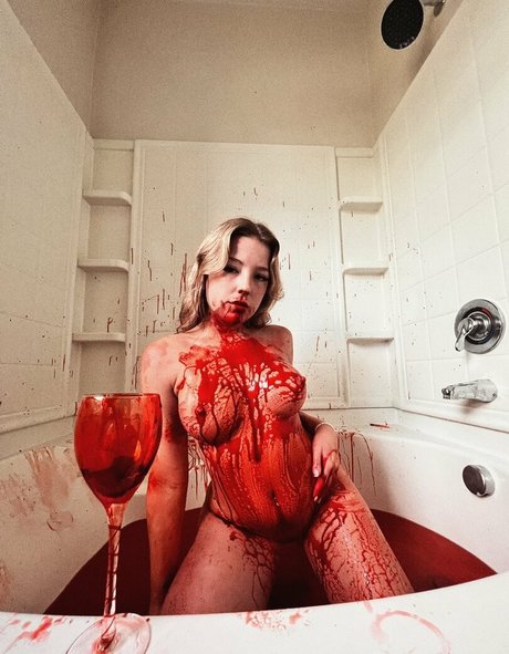 Lauren Brooks adult model images