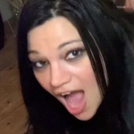 monaazar model nudes pics