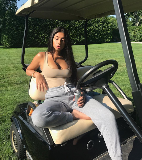 Merk Twain model nudes photos