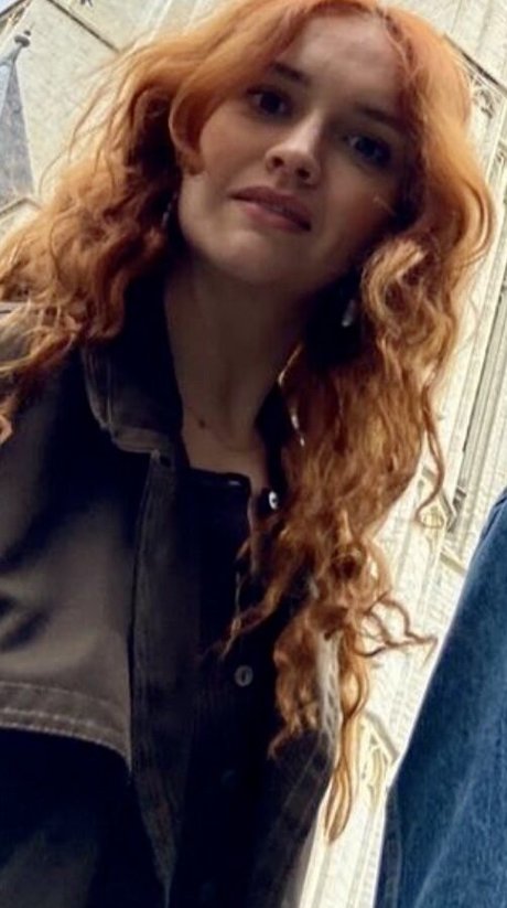 Olivia Cooke model picture