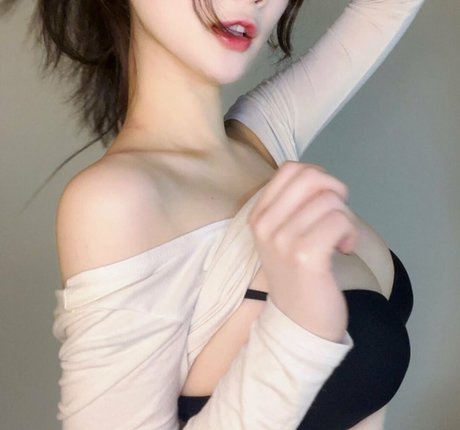 asuna actress picture