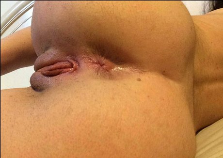 Nightlyy nude pornstar pic