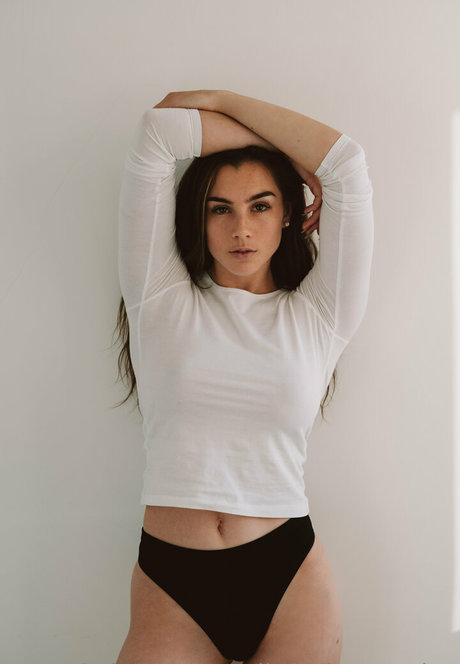 little harper lee model perfect pic