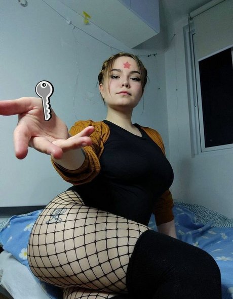 Taniikcrystal free pornstar pic