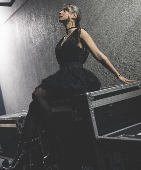 Laure Valee pornstar xxx image