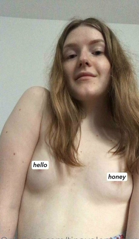 tinavalentinafree pretty model images