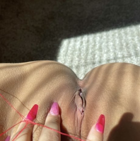 KatEstrada star nude picture