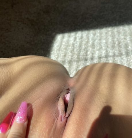 outdoor nude onlyfans pretty pictures