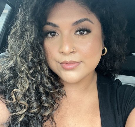 Lucia Yanez pornstar art pics