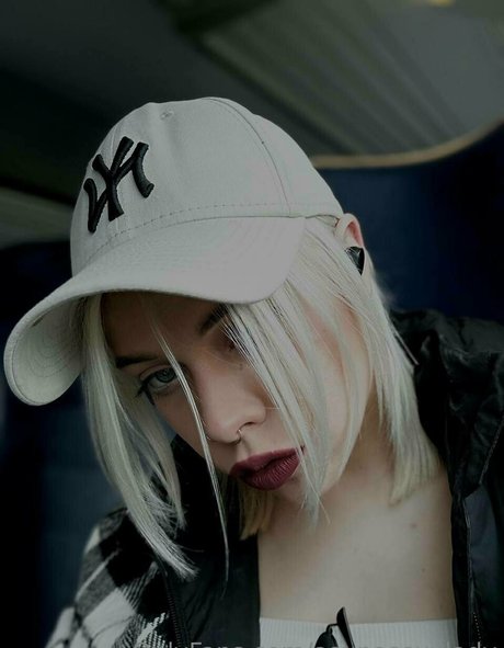 littlesabrina porn star picture