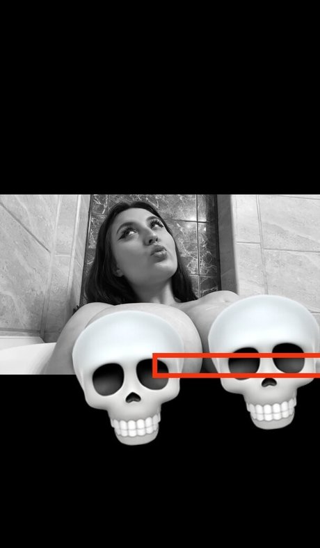 Andreea Buga star nude photos