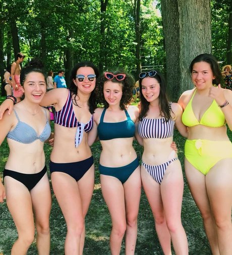 Deena E star nice photos