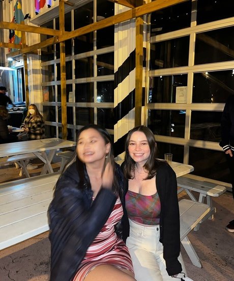 Deena E free model img