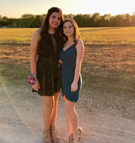 Deena E top actress photos