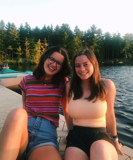 Deena E model sexy img