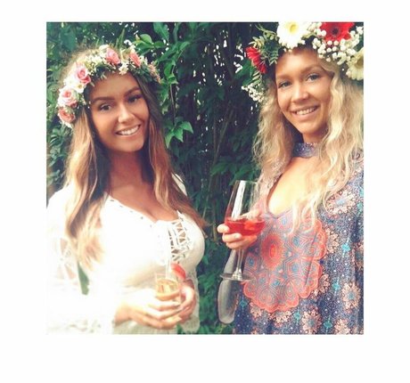 Alma Tandrup beautiful star photo