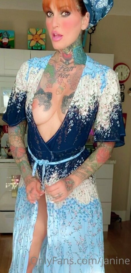 janine high quality model pics