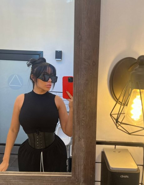 bbblove model nude galleries