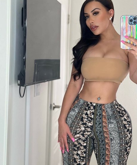 bbblove porn model image