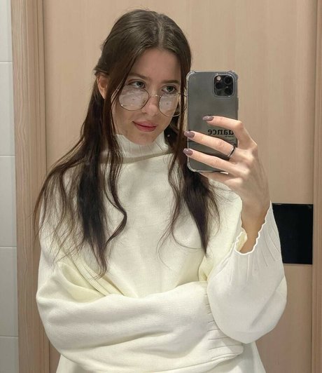 miareeed model free archive