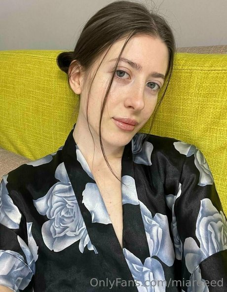 miareeed pornstar hd picture