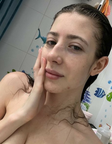 miareeed pornstar exclusive pictures