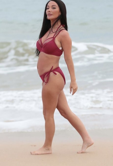 Chelsee Healey pornographic model picture